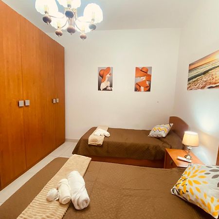 Bugibba Central Modern Apartment Сейнт Полс Бей Екстериор снимка